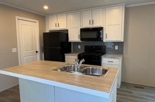 Building Photo - 423 Dubois Dr