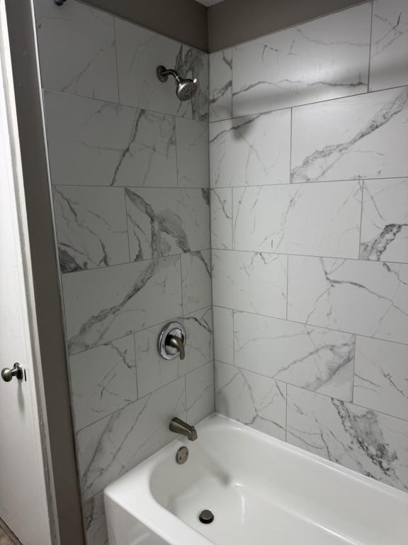 Building Photo - 951 S Shelby St