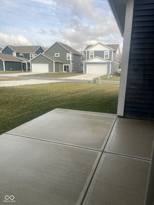 Building Photo - 2607 Plano Dr