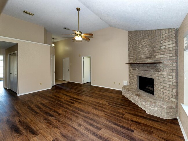 Building Photo - 414 Bradshire Ct