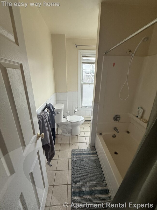 Building Photo - 60 Walden St