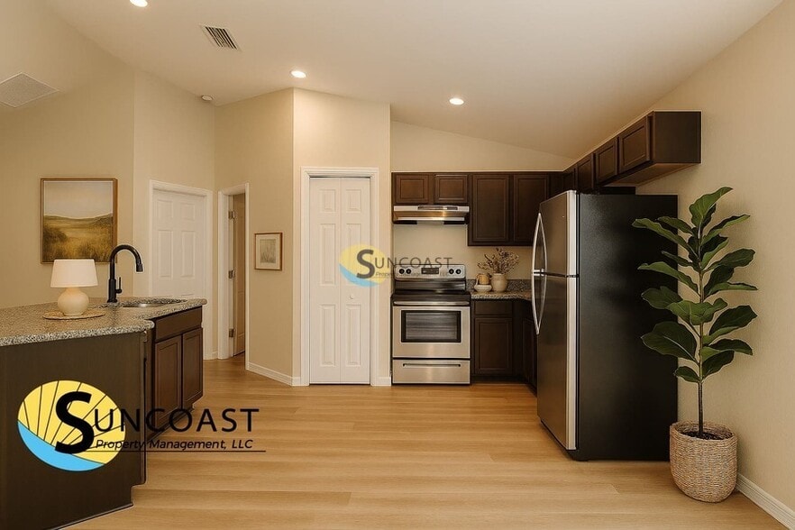 Building Photo - 405 Marion Oaks Golf Rd