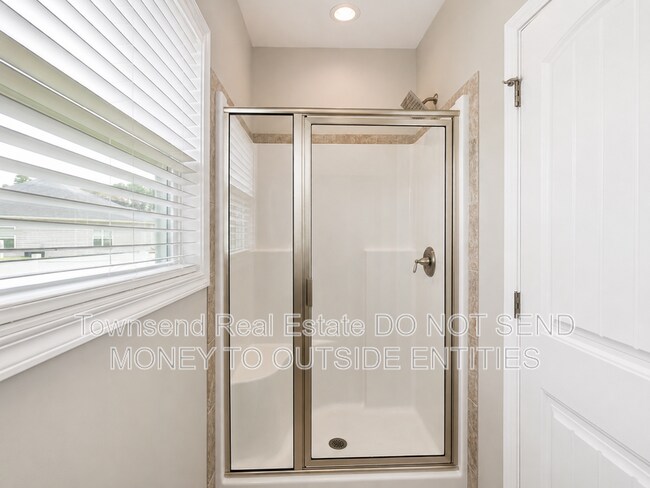 Building Photo - 2513 Owlands Ct