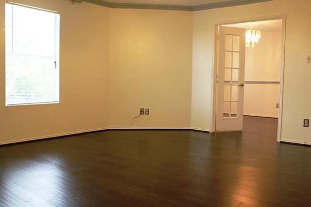 Building Photo - 2609 Peach Dr