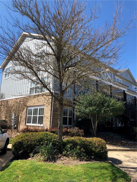 Building Photo - 1725 Harvey Mitchell Pkwy S