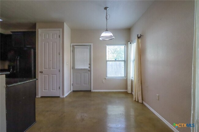 Building Photo - 1125 Brown Rock Dr