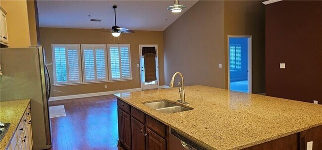 Building Photo - 2335 Callaway Ct