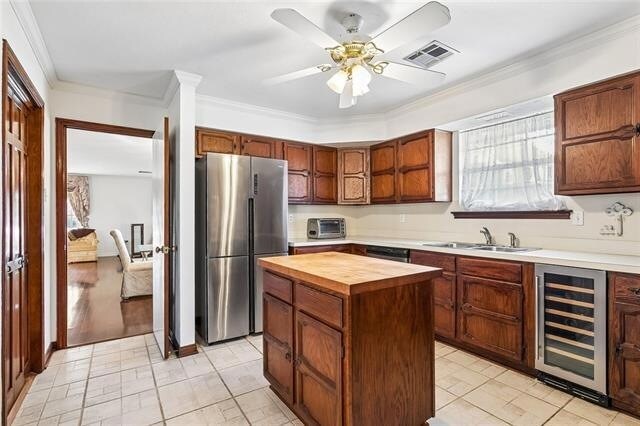 Building Photo - 5500 Craig Ave