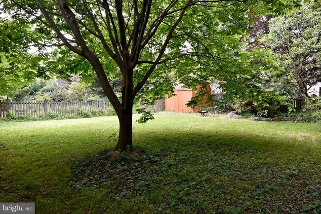 Building Photo - 6246 22nd Rd N