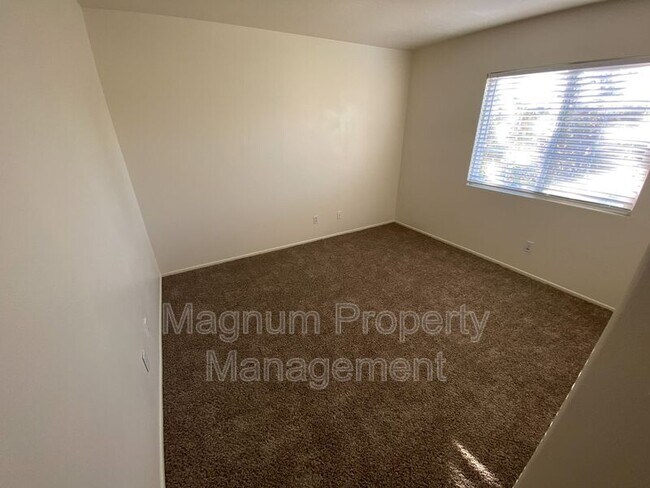 Building Photo - 32405 Corte Palacio