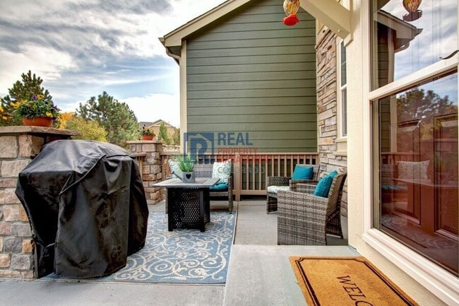 Building Photo - 563 Lost Valley Point