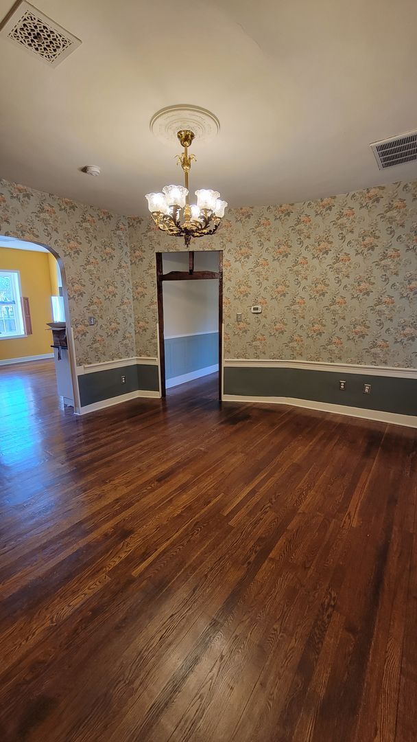 Building Photo - Charming Unit in the Heart of Downtown Frederick