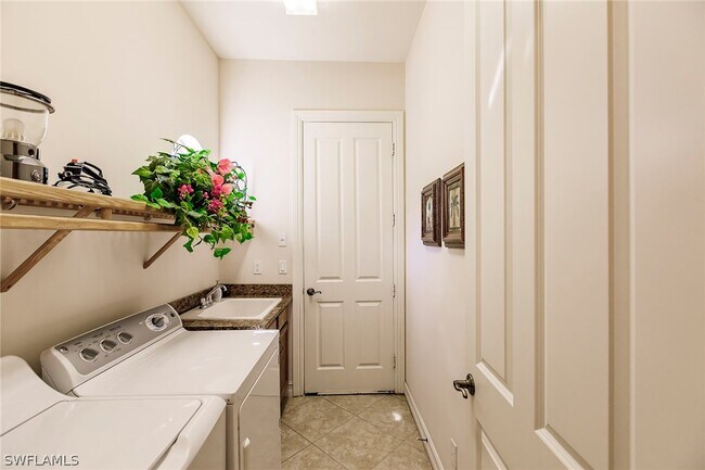 Building Photo - 7684 Cottesmore Dr