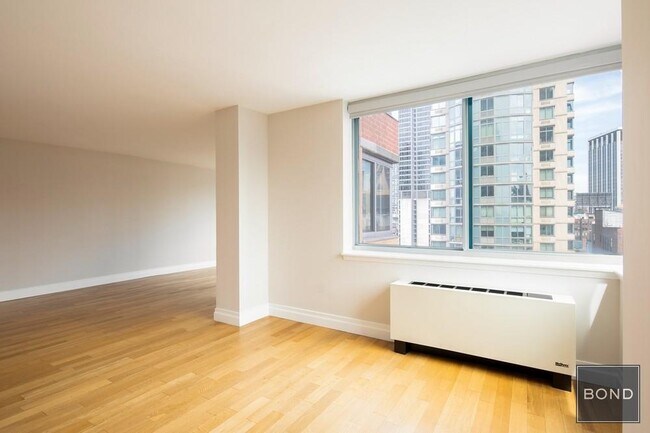 Building Photo - 776 Sixth Avenue