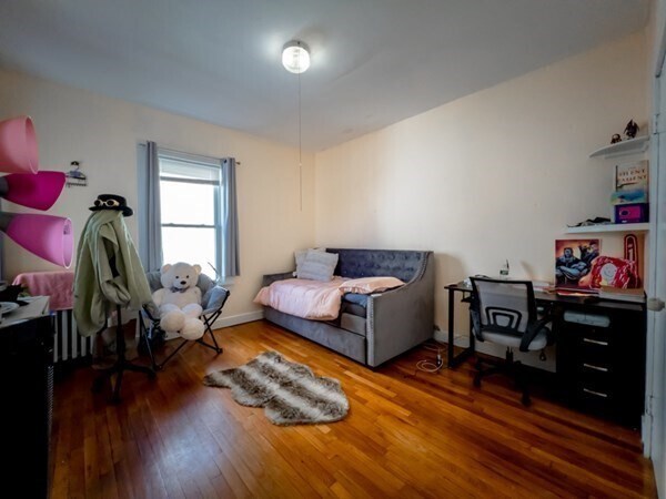 Building Photo - 18 Egleston St