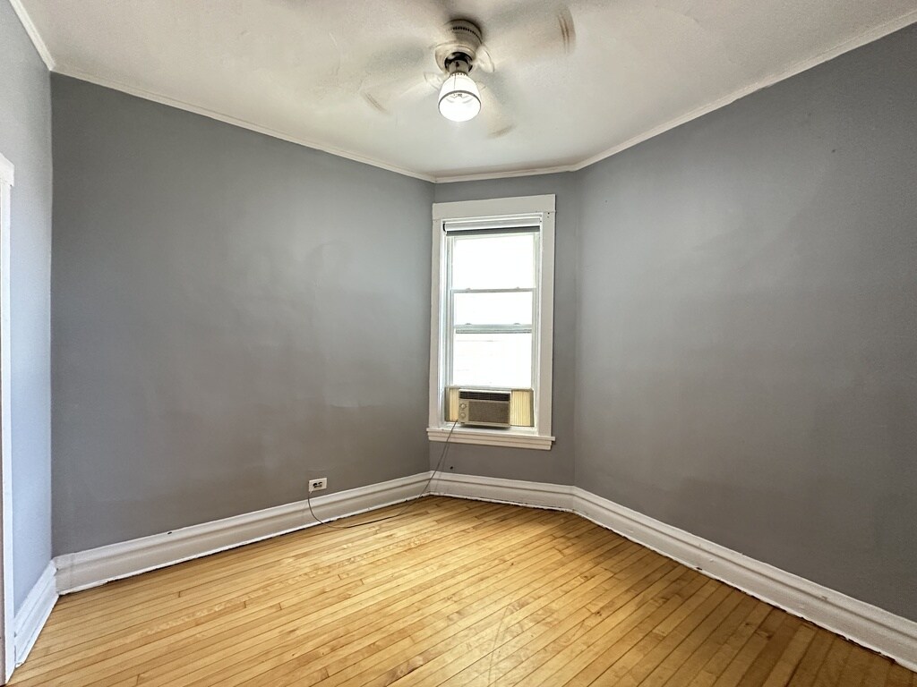 Building Photo - 3530 N Elston Ave