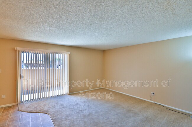 Building Photo - 1224 E Evergreen St