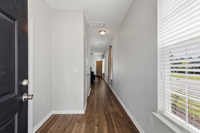 Building Photo - 4536 Livorn Loop