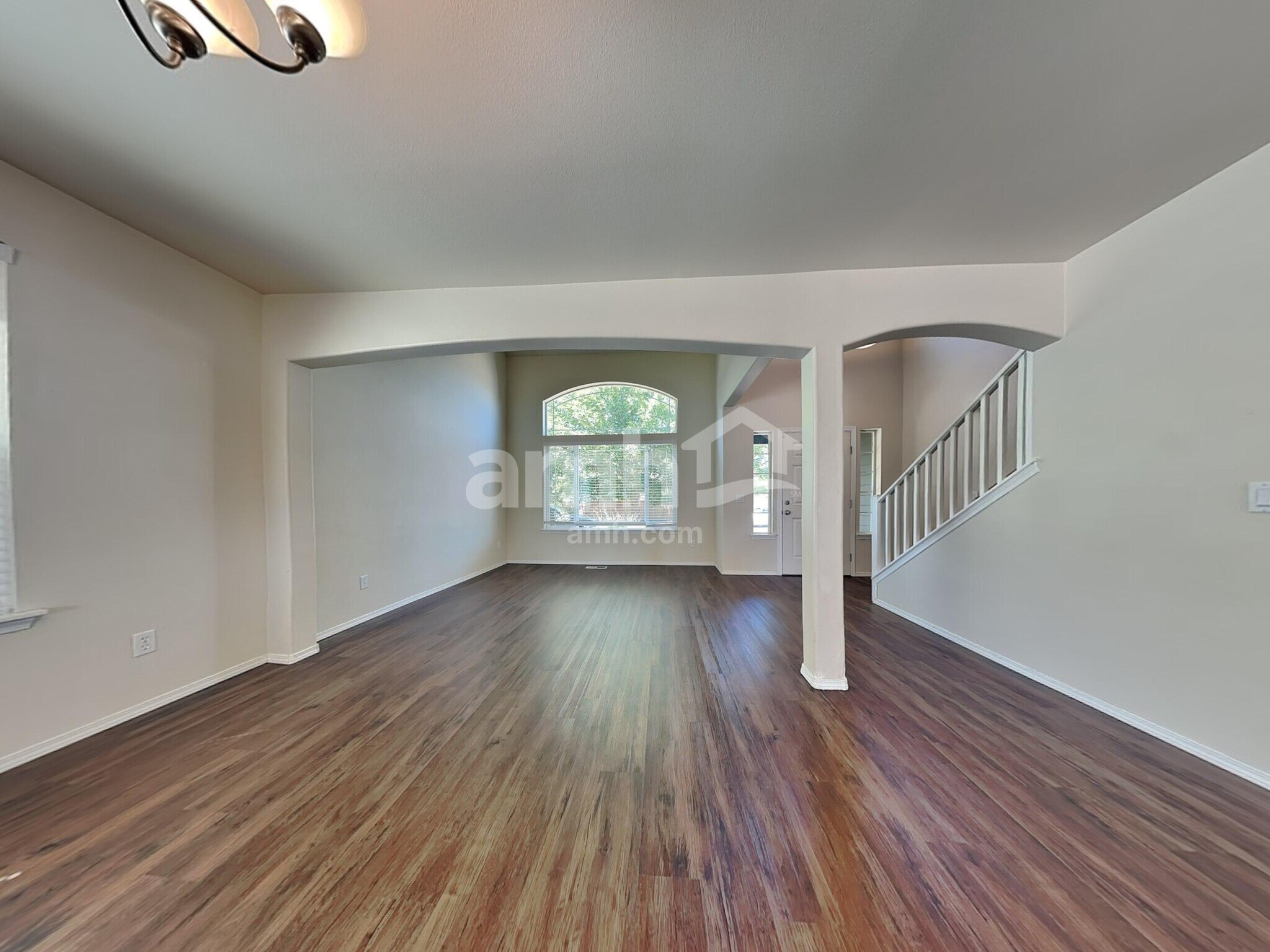 Building Photo - 16646 Rainier View Dr SE