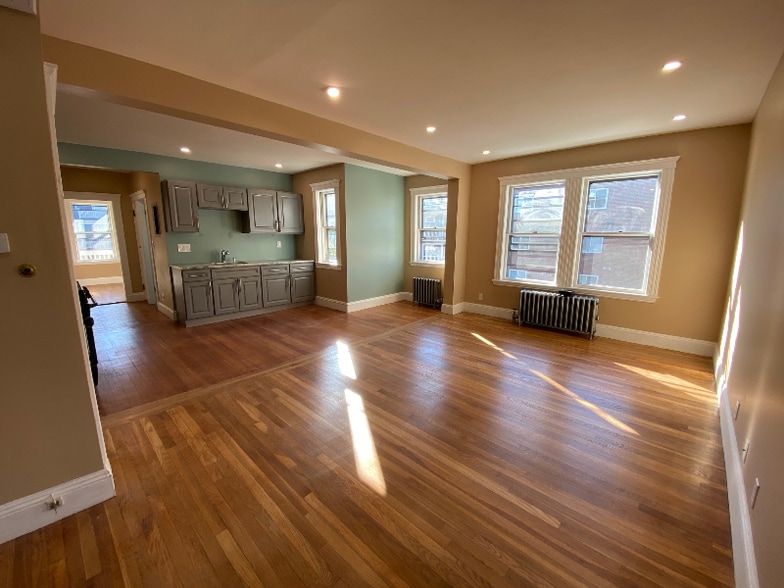 Building Photo - 254 Belgrade Ave