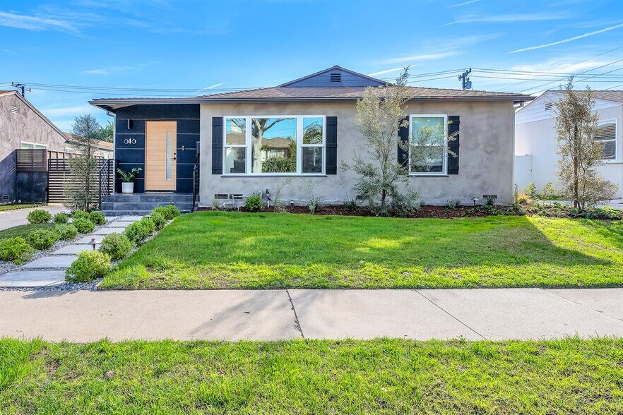 Building Photo - 616 W Ellis Ave