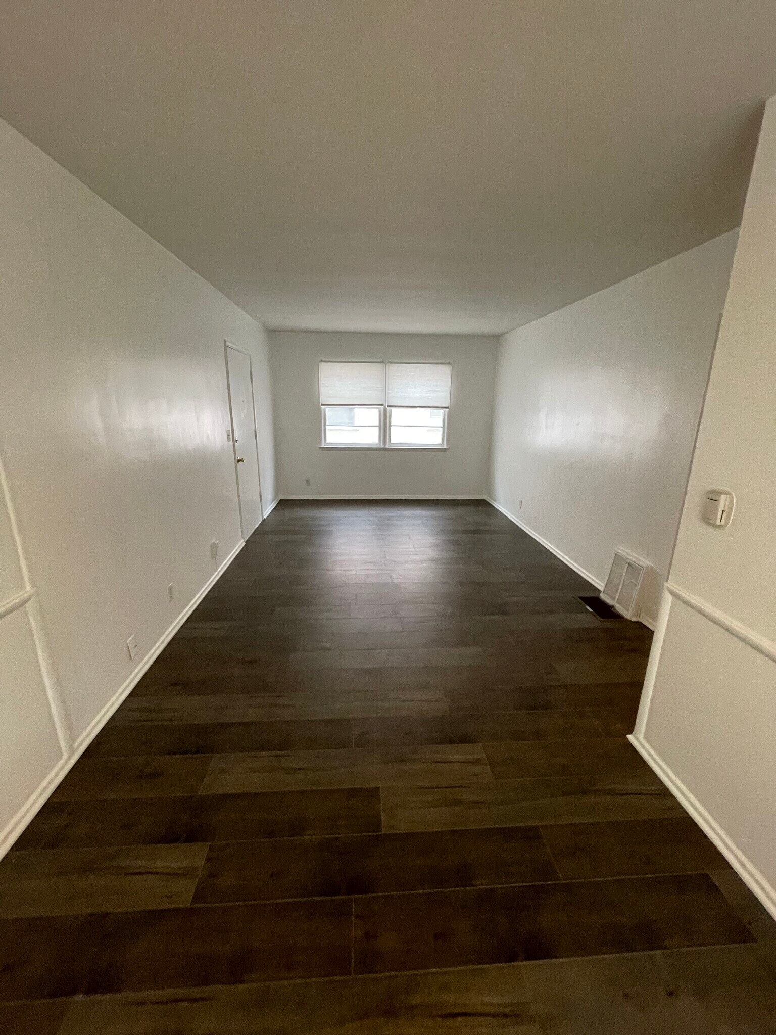 Building Photo - 334 W Alameda Ave