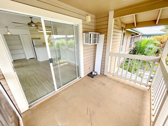 Building Photo - Top-Floor 2BR / 1.5BA Southpointe Condo – ...