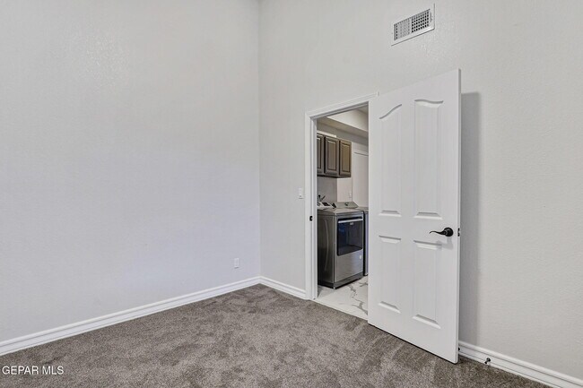 Building Photo - 485 Jeweled Mesa Ct