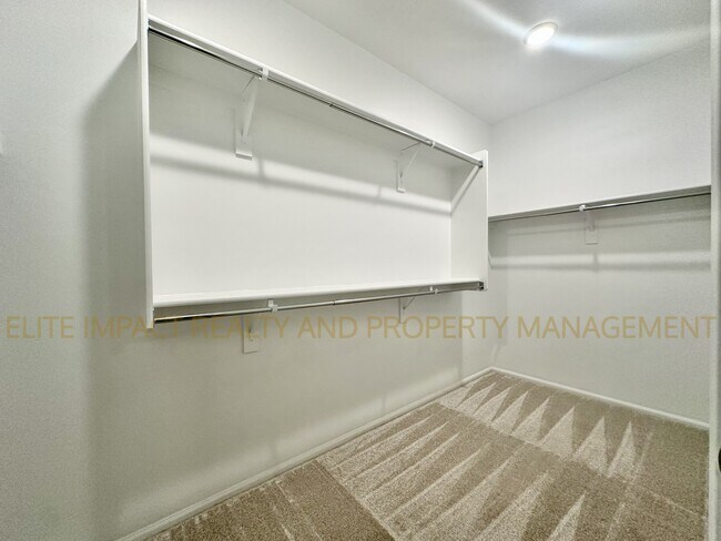 Building Photo - 9814 E Miller Peak Trl