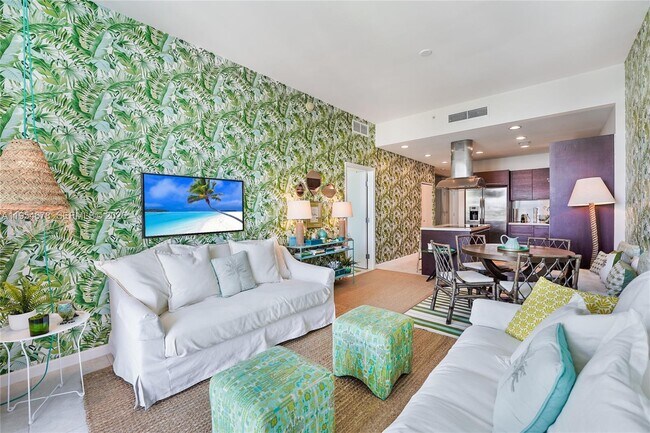 Building Photo - 7928 East Dr