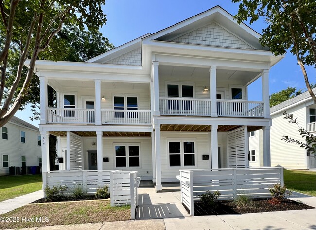 Building Photo - 816 Nixon St