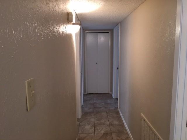 Building Photo - 1413 Eagle Pass Dr