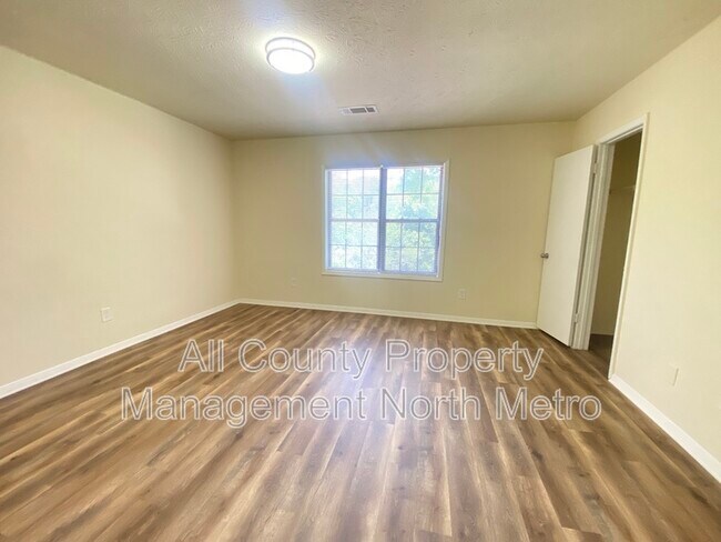Building Photo - 3054 Destin Cir