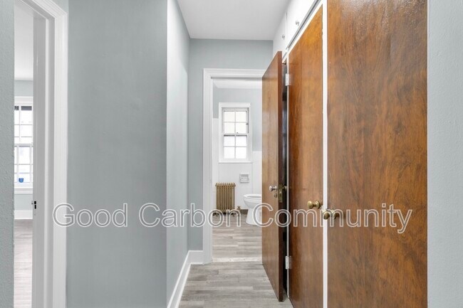 Building Photo - 29 Benwood Ave