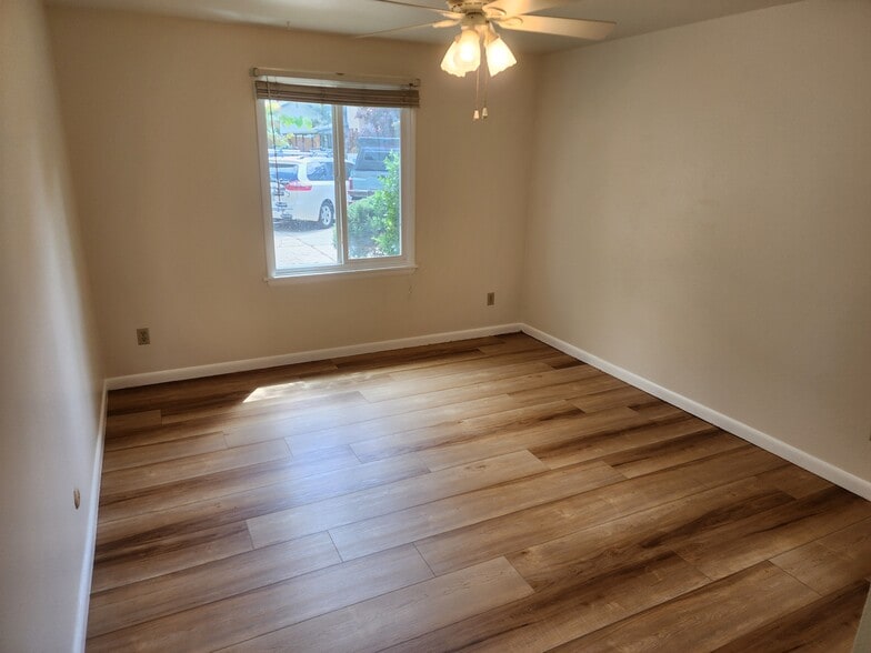 Upstairs Bedroom - 216 Mohawk Dr