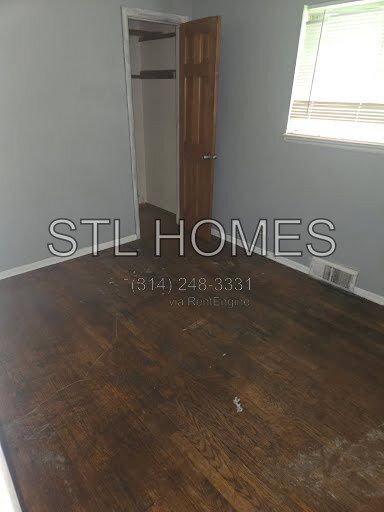Building Photo - 1039 Gimblin St