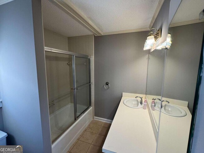 Building Photo - 3543 Simpson Farm Dr SE