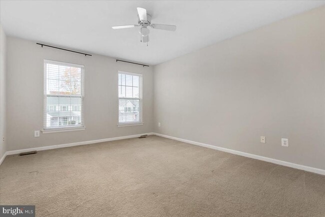 Building Photo - 18688 Potomac Station Dr