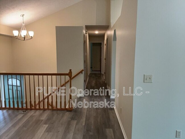 Building Photo - 6408 N 79th Ave