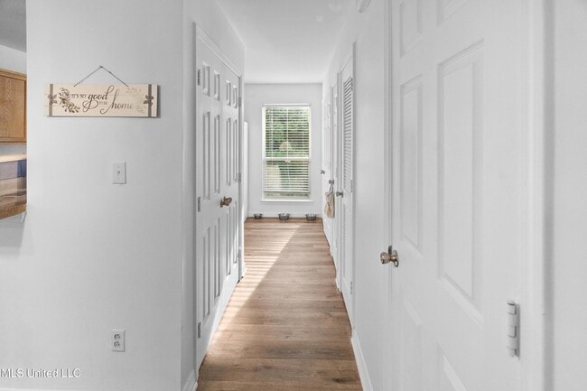 Building Photo - 259 Benachi Ave