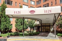 Building Photo - 1121 Arlington Blvd