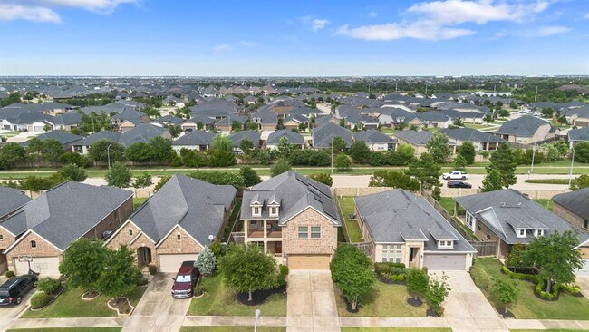Building Photo - 29022 Crystal Rose Ln