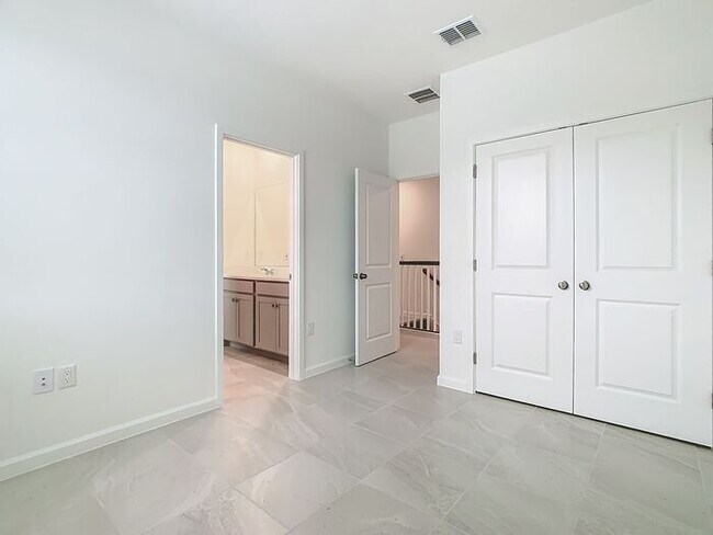 Building Photo - Brand New Luxury Town House in Island Village a Celebration, FL maintenance free community.