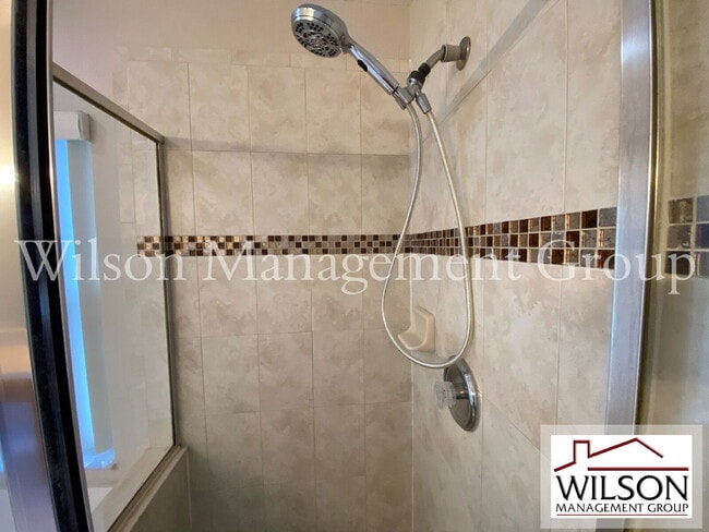 Building Photo - 13833 Riverpath Grove Dr