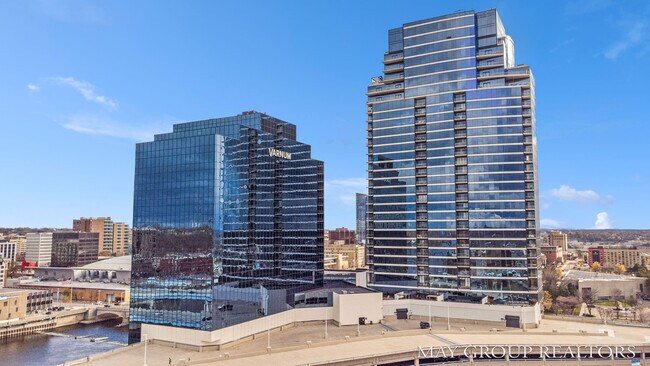 Building Photo - 335 Bridge St NW