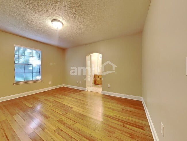 Building Photo - 2981 Waters View Cir