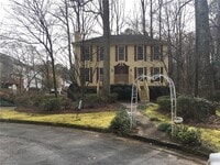Building Photo - 310 Milesford Ct