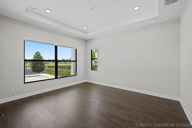 Building Photo - 15664 Merritt Dr