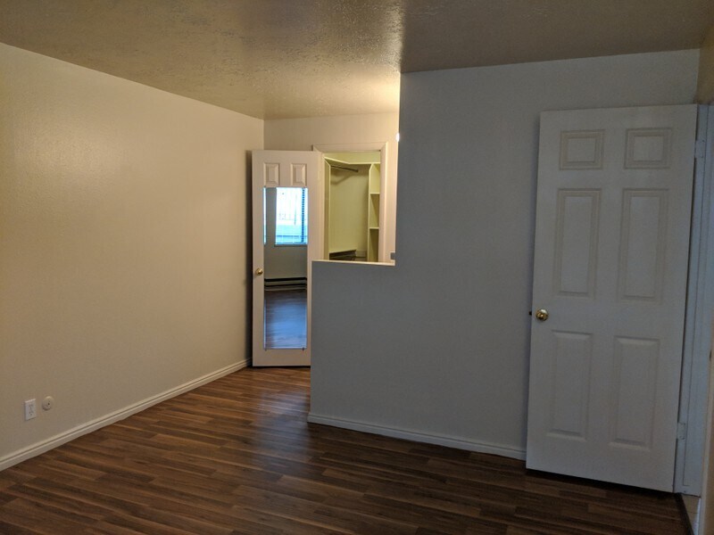Building Photo - 1792 E 5625 S