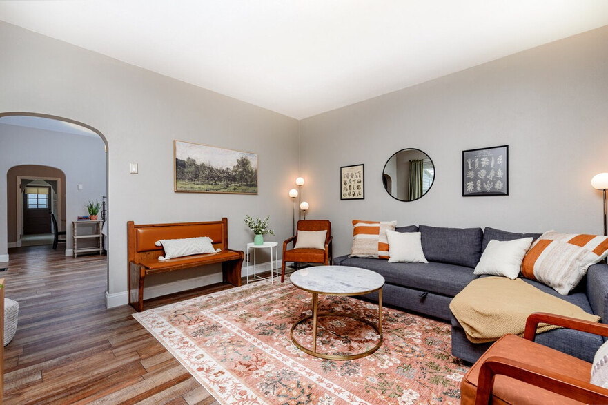 Building Photo - 5336 Northrup Ave